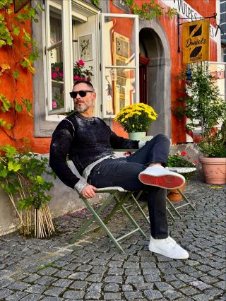 ✨ Nová kolekce Diesel je tady! ✨ Ikonický svetr v kombinaci s nadčasovými denim kousky Diesel dokonalý outfit pro...